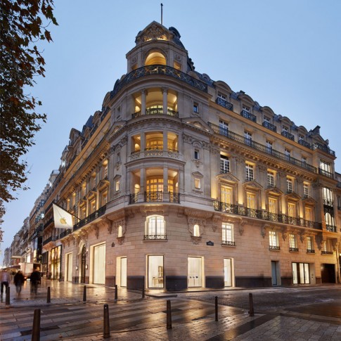 Apple Store Champs Elysées